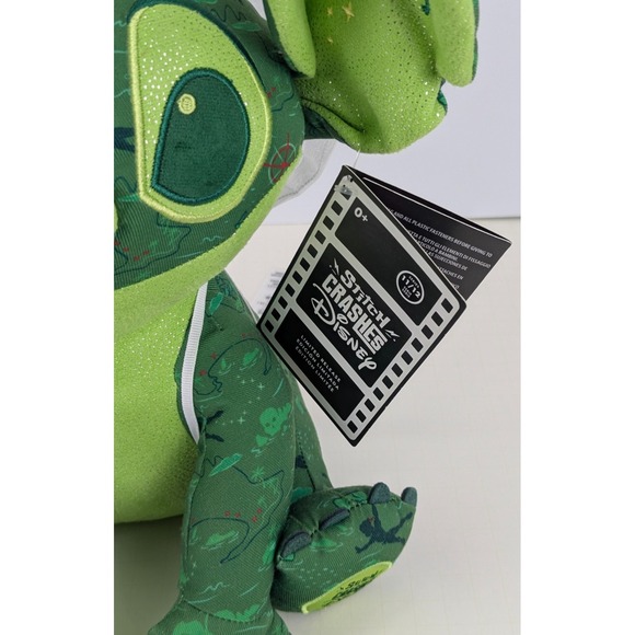 Disney Stitch Crashes Peter Pan Plush Series 11 of 12 Limited Release NWT - Picture 7 of 10
